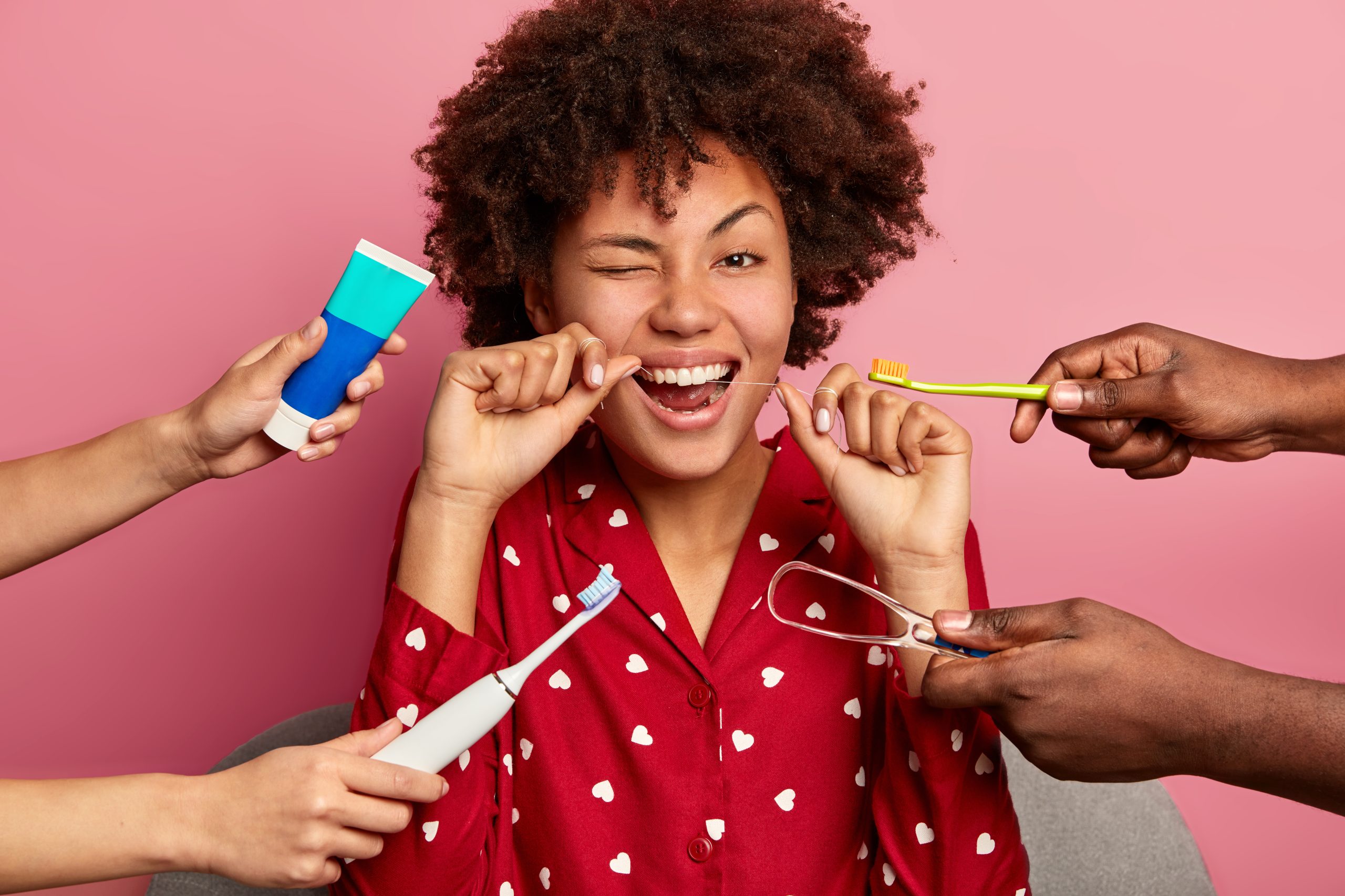 Dental hygienist performing a professional teeth cleaning at 7Dental in Ottawa.